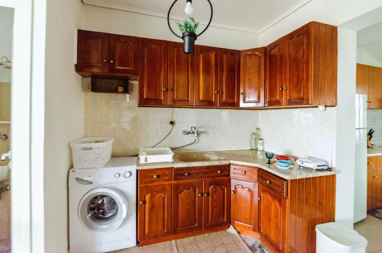 Akadimia Luxury Apartment Мітіліні Екстер'єр фото