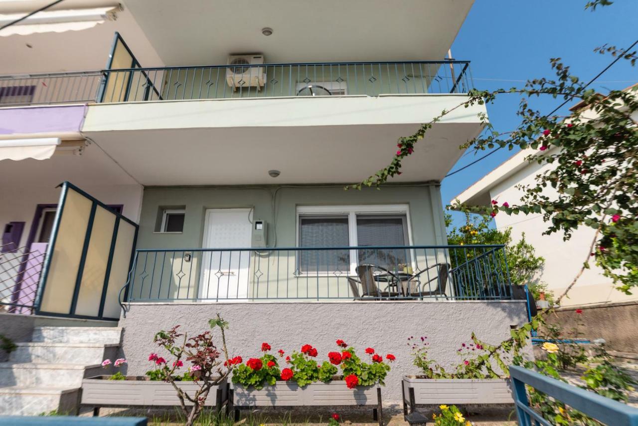 Akadimia Luxury Apartment Мітіліні Екстер'єр фото